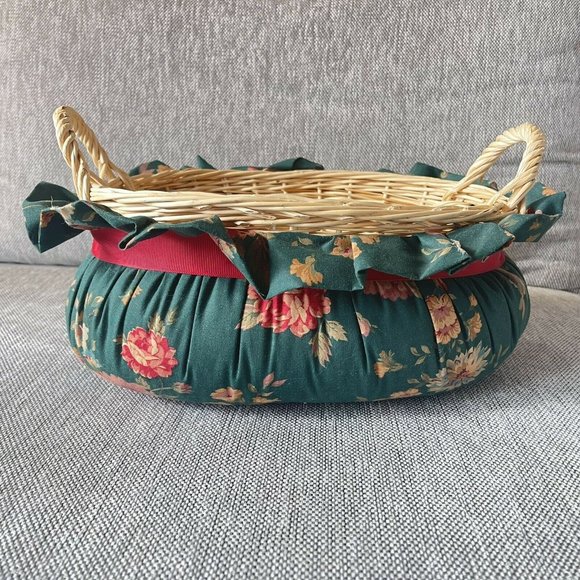 Vtg 90s Christmas Floral Padded Decorative Basket Yarn Sewing. - Picture 4 of 6